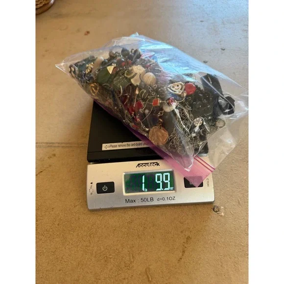 Dark Academia Mystery Jewelry Jar Black and Red Tones Whimsigoth - Picture 7 of 9